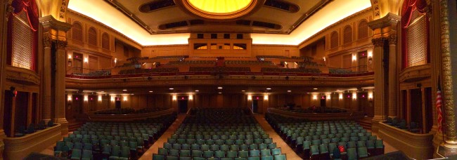 4_Hawaii_Theatre_from_stage